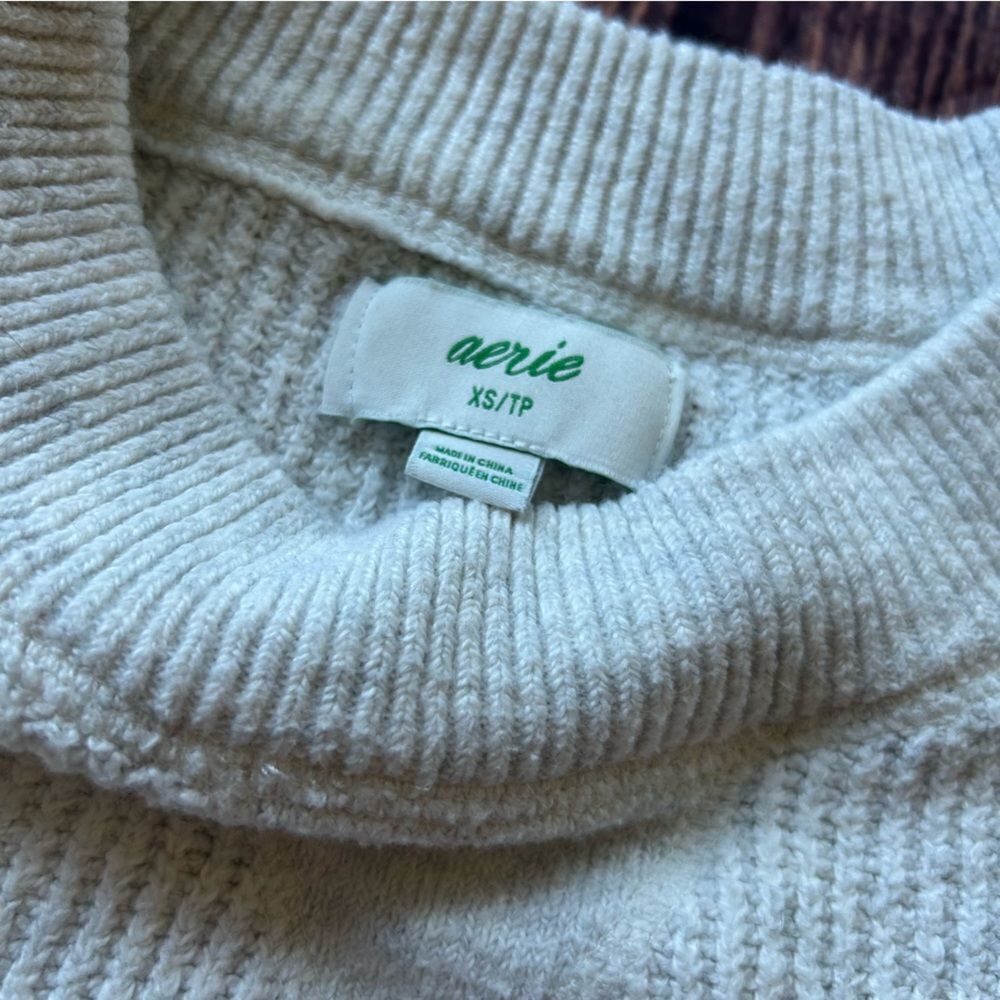 Women’s Aerie Oversized Sweater 3/4 Sleeves Size XS - Picture 2 of 5